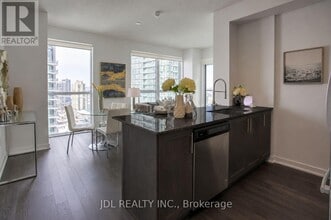 Building Photo - 4055 Parkside Village Dr