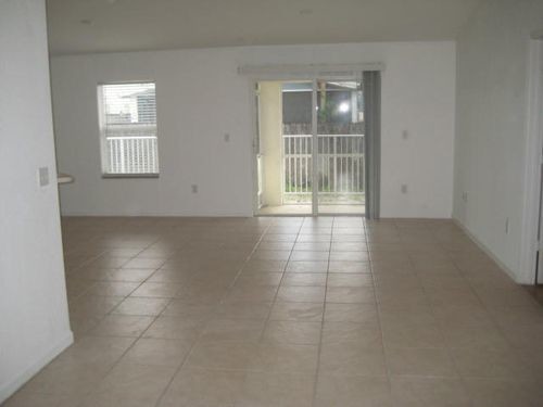 Foto del edificio - 1430 Red Apple Ln