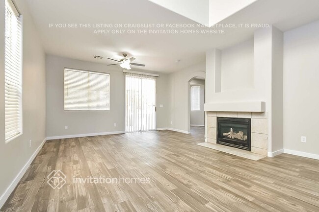 Building Photo - 4924 Dancing Lights Ave