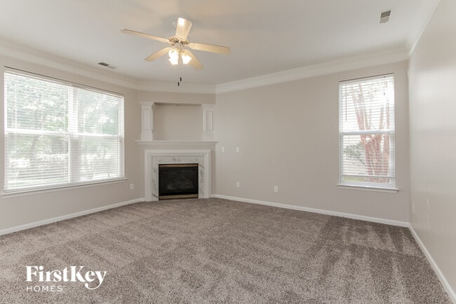 Building Photo - 7850 Rolling Meadows Ln