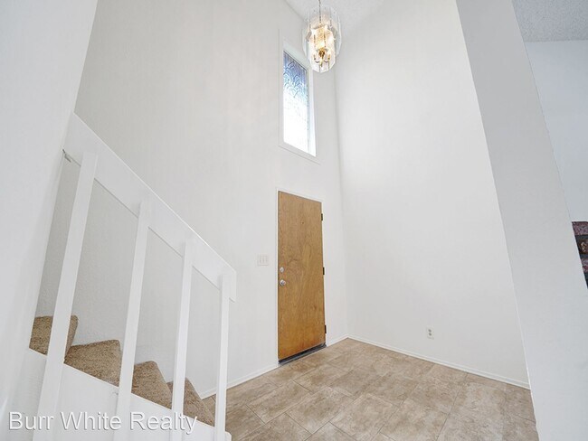 Foto del edificio - 3 br, 2.5 bath House - 2286 Pacific Ave Un...