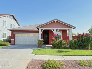 Building Photo - 7453 E Osage Ave