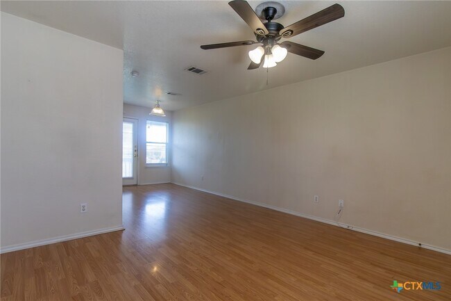 Building Photo - 5710 Greengate Dr