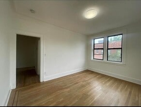 Building Photo - 1 Noll Pl
