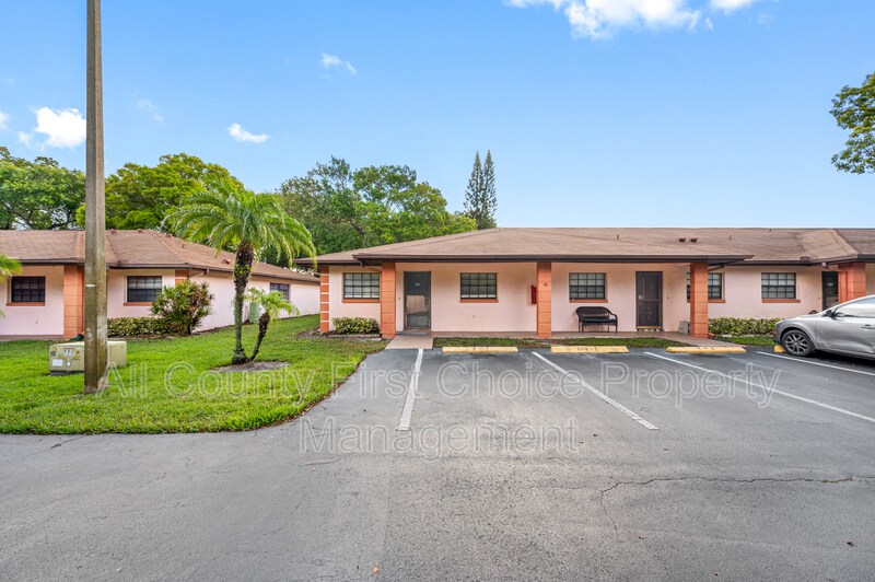 13250 Ridge Rd Unit 7-1, Largo, FL 33778 - Condo for Rent in Largo, FL ...