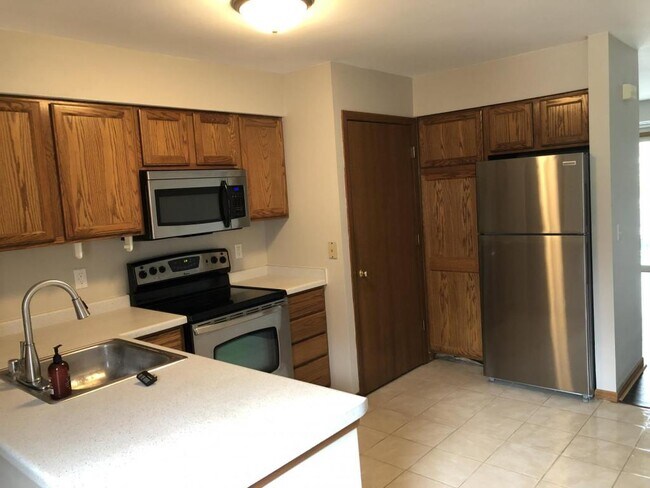 Foto del edificio - 2950 King James Way #2