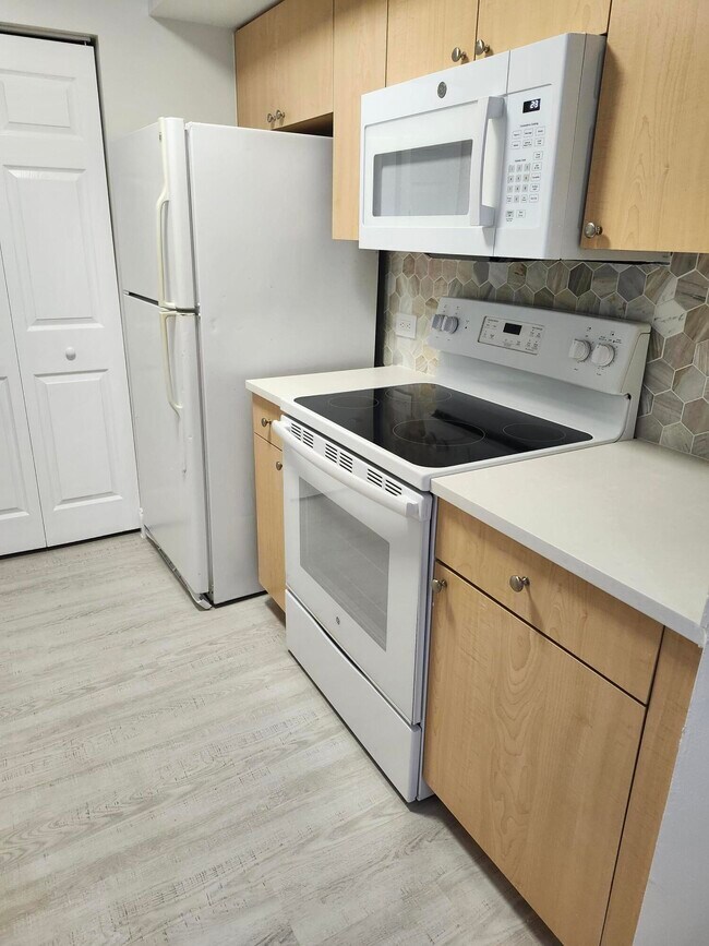 Foto del edificio - 505 Villa Cir