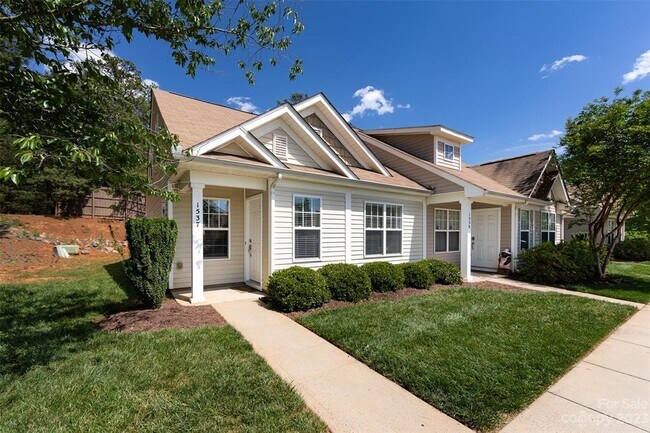 Foto del edificio - 1537 Tyger Brook Ln