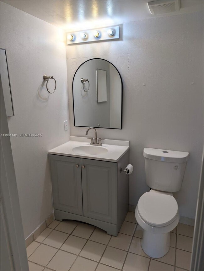 Foto del edificio - 3680 N 56th Ave