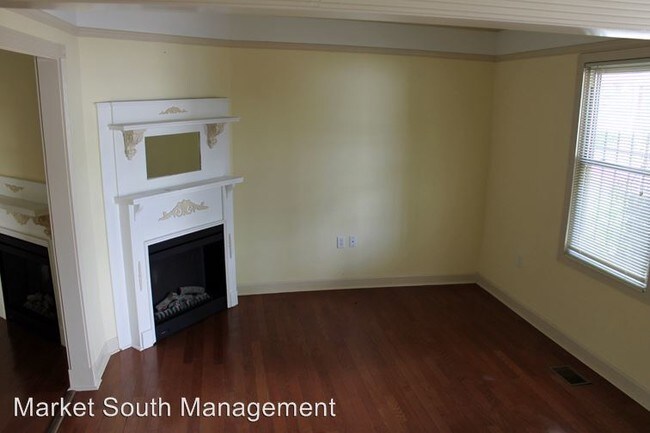 Building Photo - 3 br, 1.5 bath House - 417 Seiler Avenue