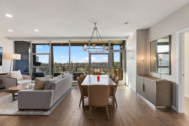 Building Photo - 2bd/2ba Bellevue Condo