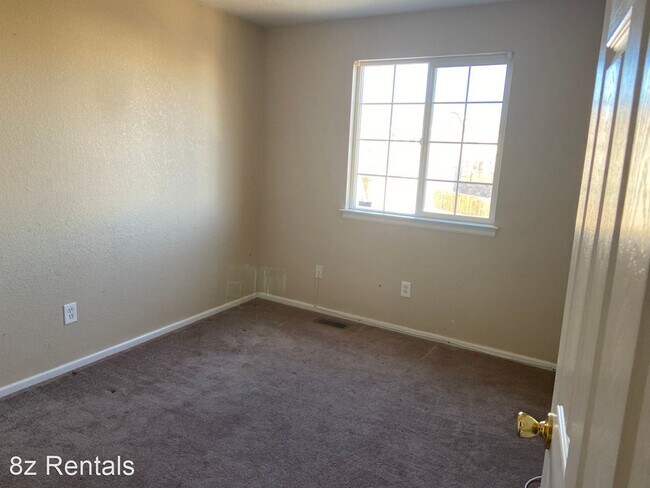 Building Photo - 3 br, 2 bath House - 3692 E 92nd Place