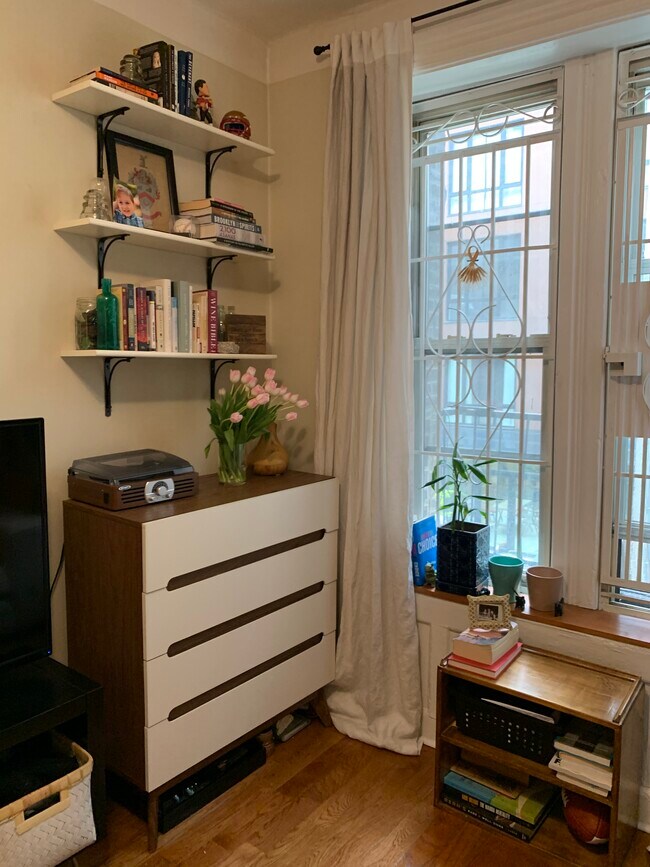 Foto del edificio - 150 Sullivan St