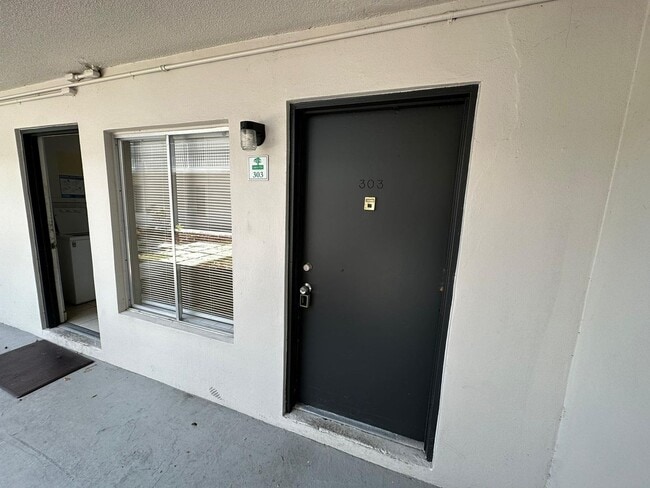 Photo - Green Tee - # 303 Apartment