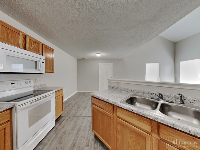 Foto del edificio - 1167 Cutler Ln