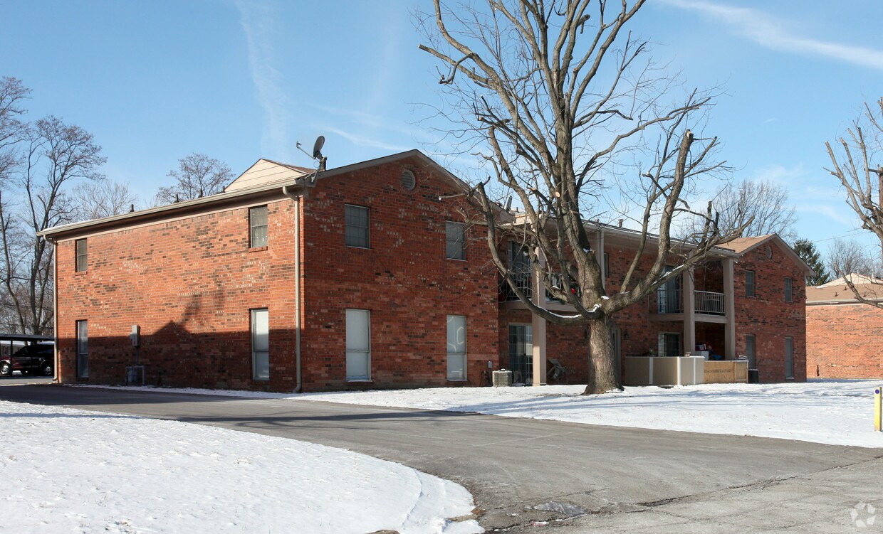 Building Photo - Breeza 32 Apartments