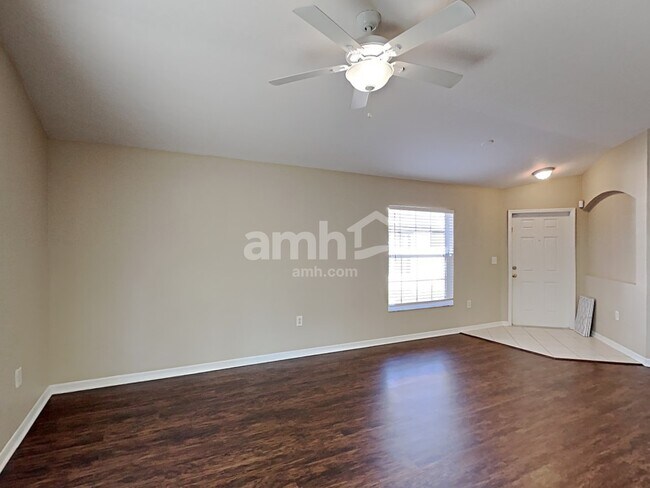 Foto del edificio - 5751 Autumn Shire Drive