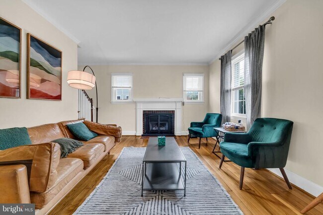 Foto del edificio - 2805 W George Mason Rd