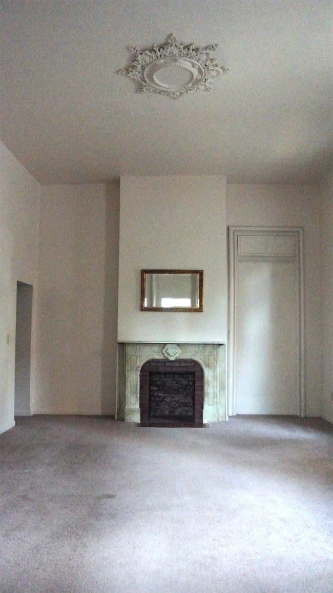 Building Photo - 534 Walnut St