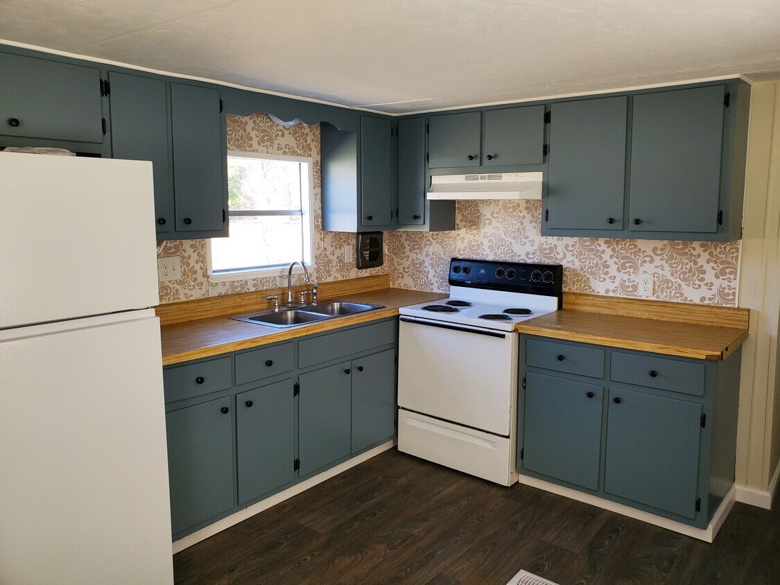 Foto principal - 1000 Aaron Ln