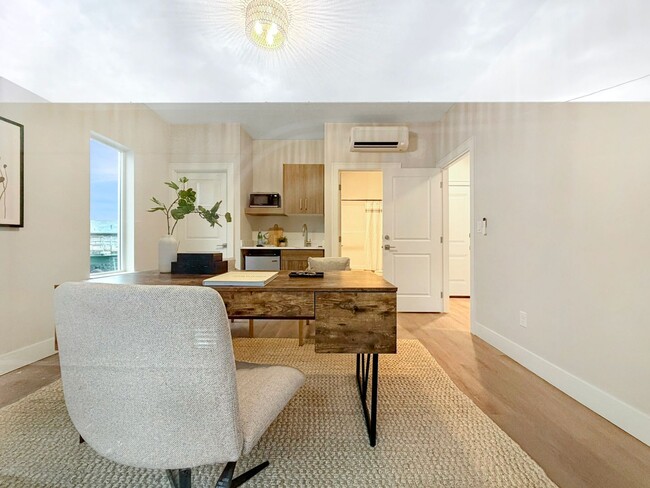 Foto del edificio - New Construction 4-Bedroom Garden City Home — Pet-Friendly, with Private Office, Rooftop Balcony,...