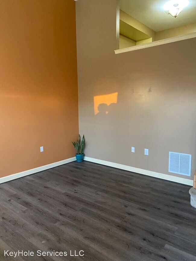 Building Photo - 3 br, 2.5 bath House - 4114 Anna Park Way