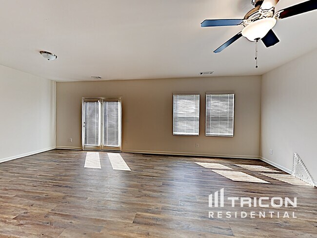Building Photo - 304 Trail Winds Dr