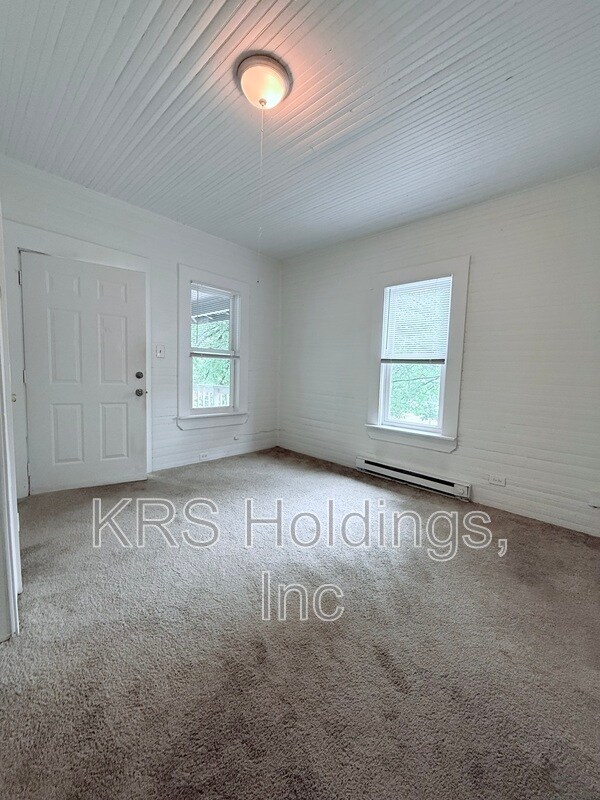 Building Photo - 1022 Lancaster St