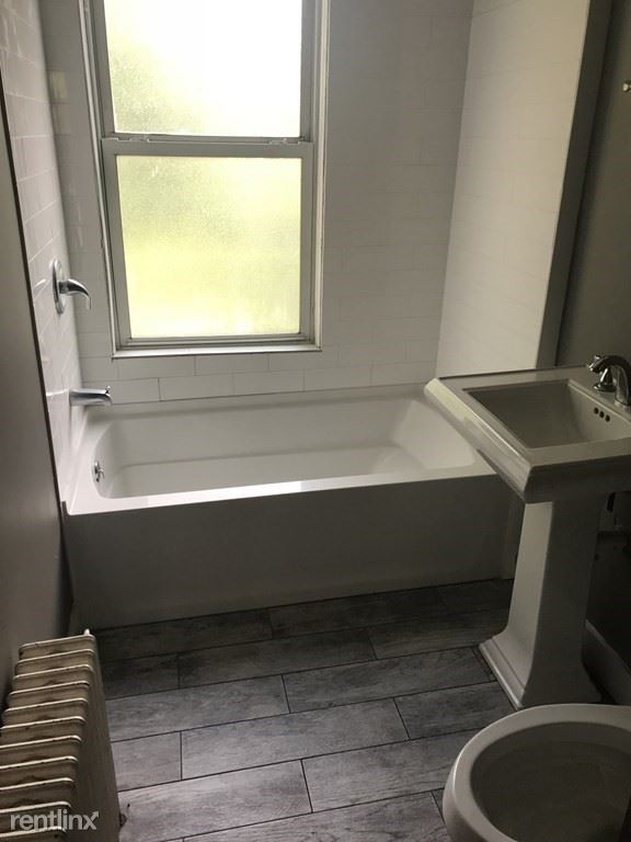 Foto del edificio - 4 br, 2.5 bath Duplex - 14 Lincoln Rd Dupl...