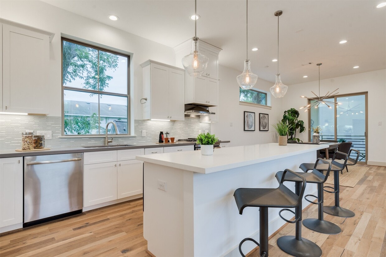 Foto principal - 1414 Wichman St