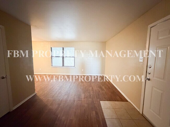 Foto del edificio - 1207 N Clay St