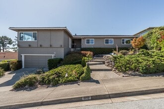 Building Photo - 1275 Lasuen Ct