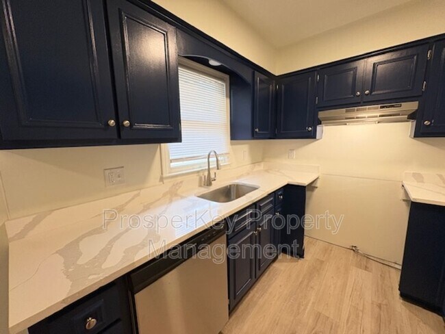 Foto del edificio - 106 Bonanza Dr