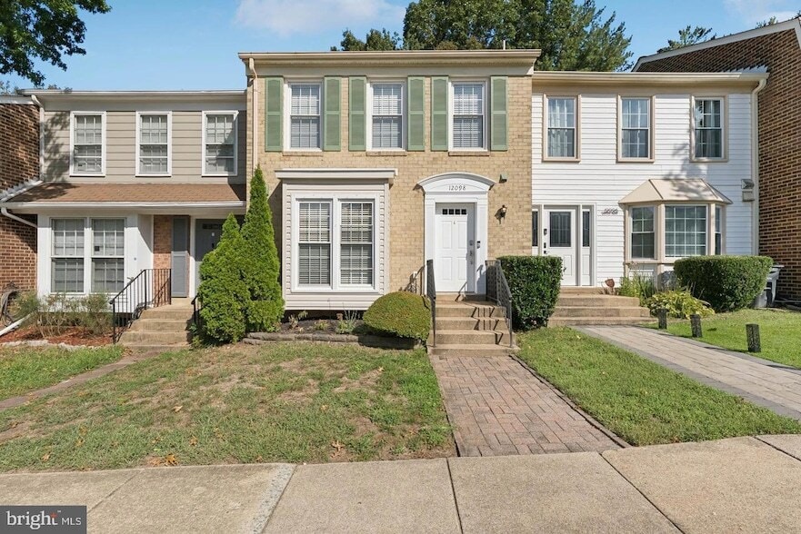 Foto principal - 12098 Winona Dr