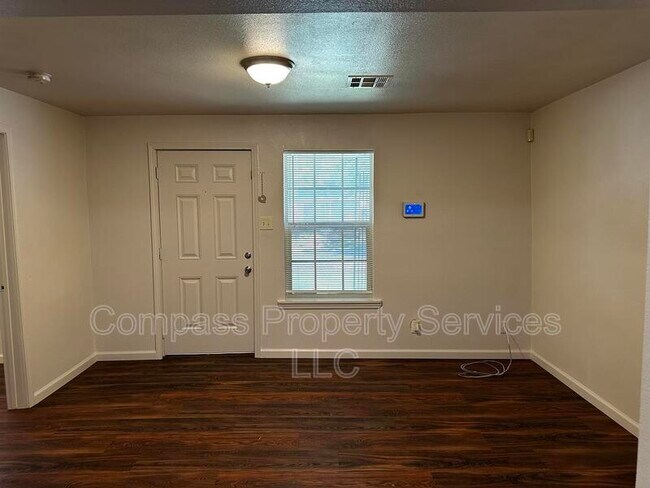 Building Photo - 507 Dunbar Ave