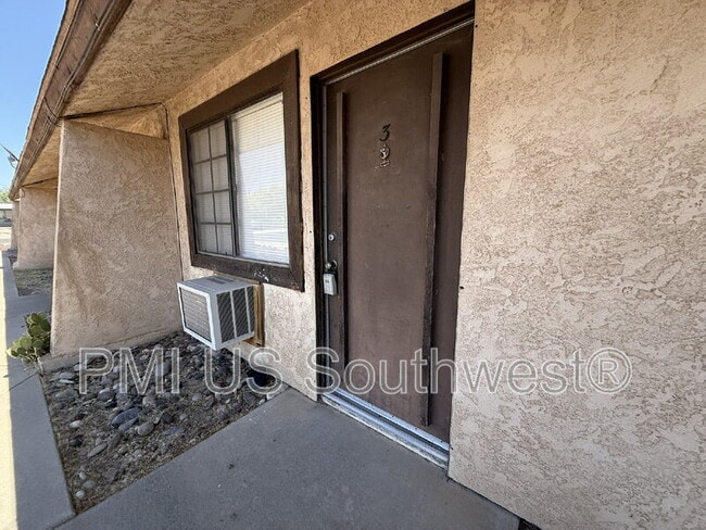 Building Photo - 1705 Trane Rd
