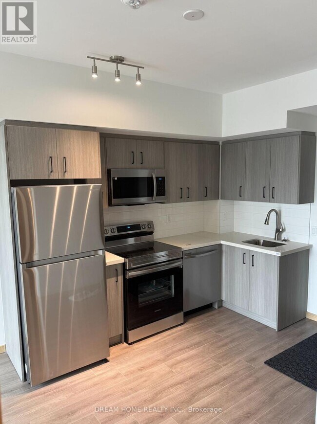 Photo du bâtiment - 3429-3429 Sheppard Ave E
