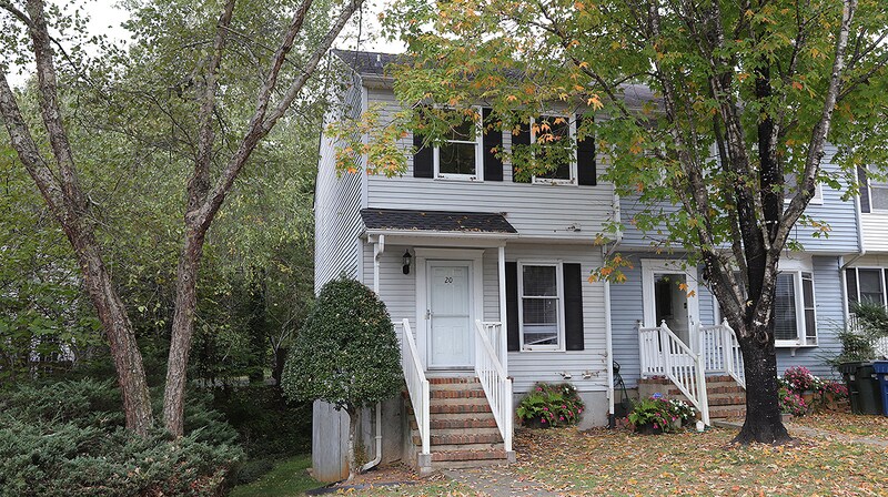 Primary Photo - 20 Durbin Pl