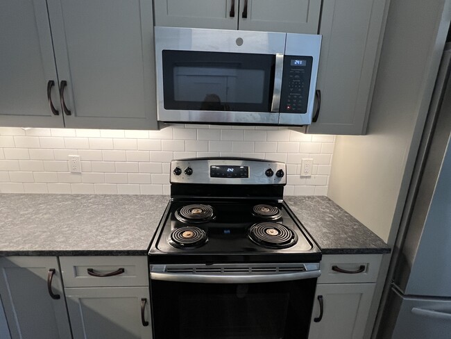 Stainless Appliances - 130 E Innes St