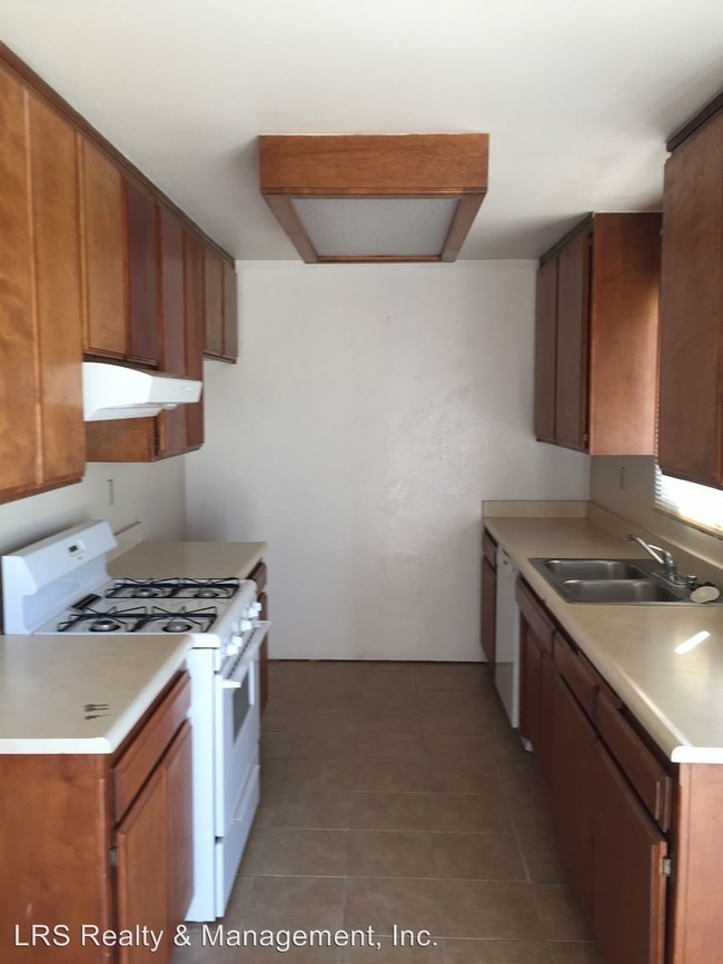 Building Photo - 3 br, 2 bath House - 20113 Sears Dr.