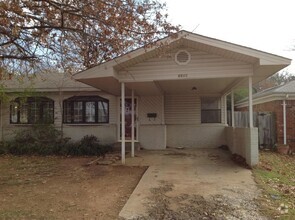 Building Photo - 4500-4502 Orange St
