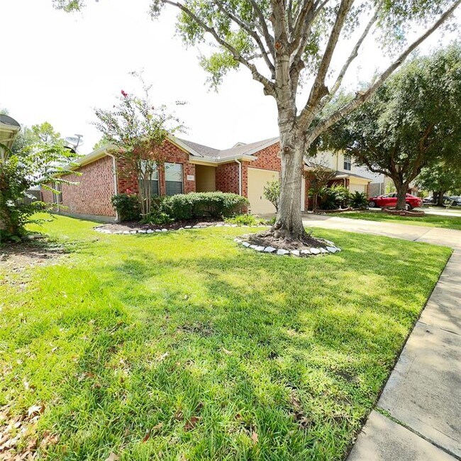 Foto del edificio - 21307 Somerset Park Ln
