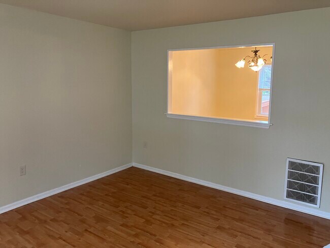 Foto del edificio - 154 Bayshore Dr