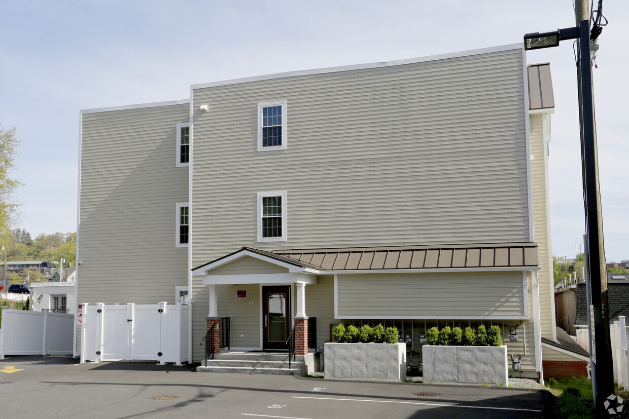 Foto del edificio - Nyack Point Apartments