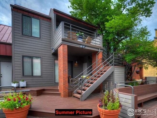 Completely Renovated 3 Bed 2 Bath Condo Downtown Pearl. Brand New Interior! - Completely Renovated 3 Bed 2 Bath Condo Downtown Pearl.  Brand New Interior!