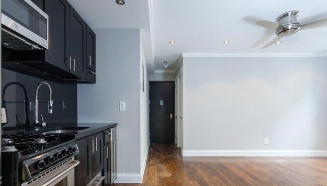 Foto del edificio - 343 E 8th St