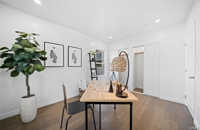 Foto del edificio - 1484 N Clybourn Ave