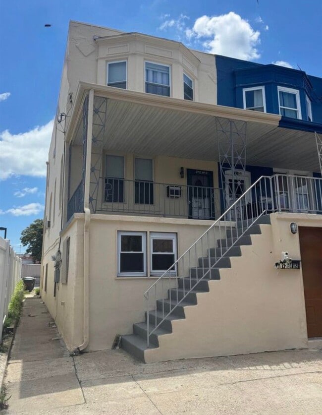 Building Photo - 3712 Winchester Ave