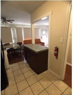 cocina - 355 S Elizabeth St