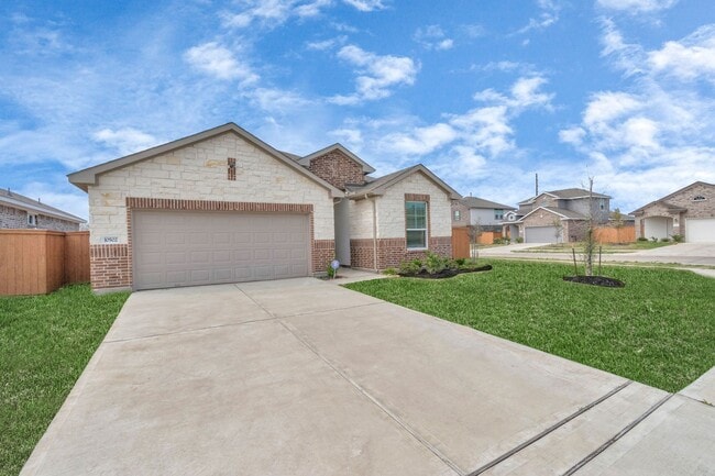 Building Photo - Cypress